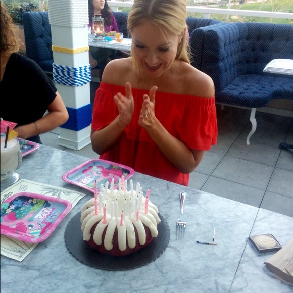 Off-the-Shoulder Ruffle Top - Picture 5 of 5